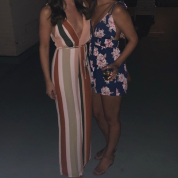 Stripe Deep V Jumpsuit - Picture 4 of 5